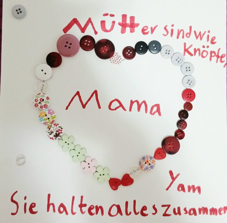 Mütter sind wir Knöpfen